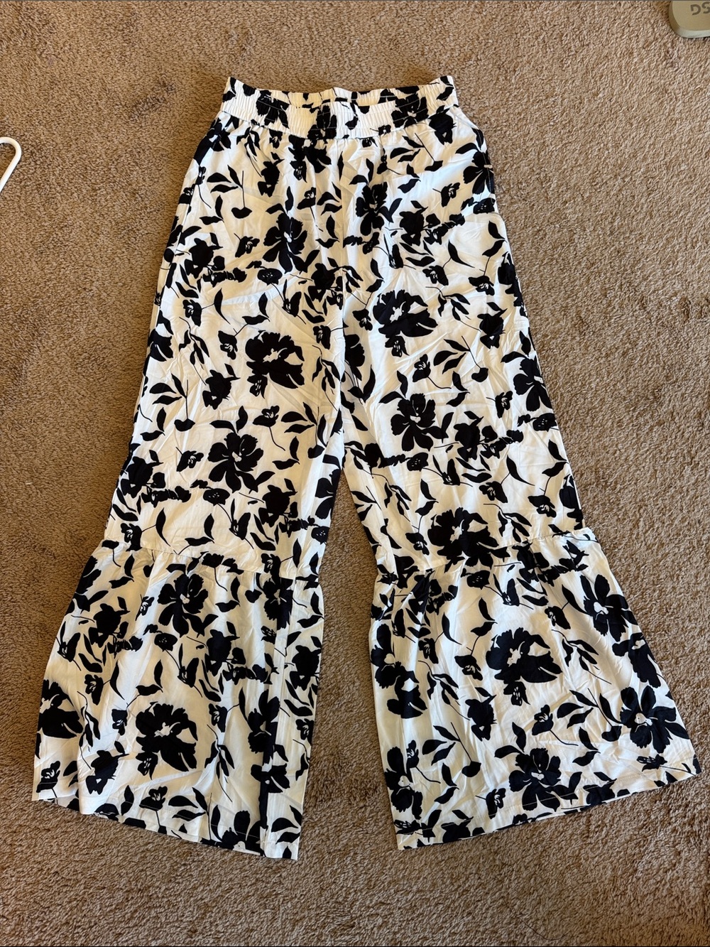 Black & White Floral Wide Leg Pants